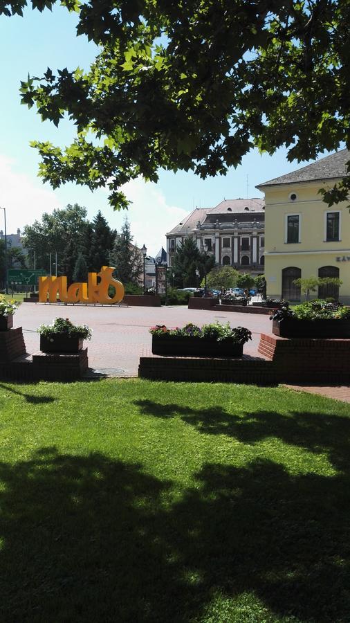 Csipke Apartman Makó Εξωτερικό φωτογραφία